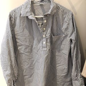Maternity boyfriend collared shirt